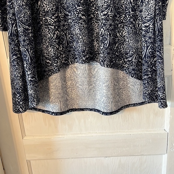 CHICOS DRESS SZ 1, SOFT FABRIC SIDE POCKETS HI LO HEM NAVY WHITE LAGENLOOK BOHO - Picture 4 of 8